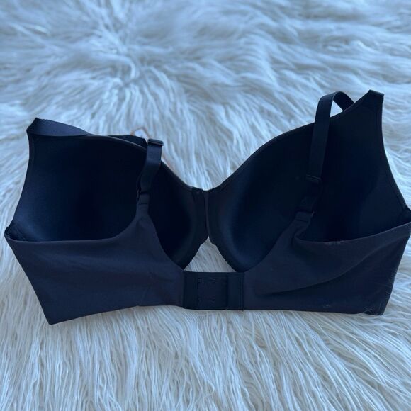Skims Fits Everybody T-shirt Bra Onyx Size 38D - Picture 4 of 6
